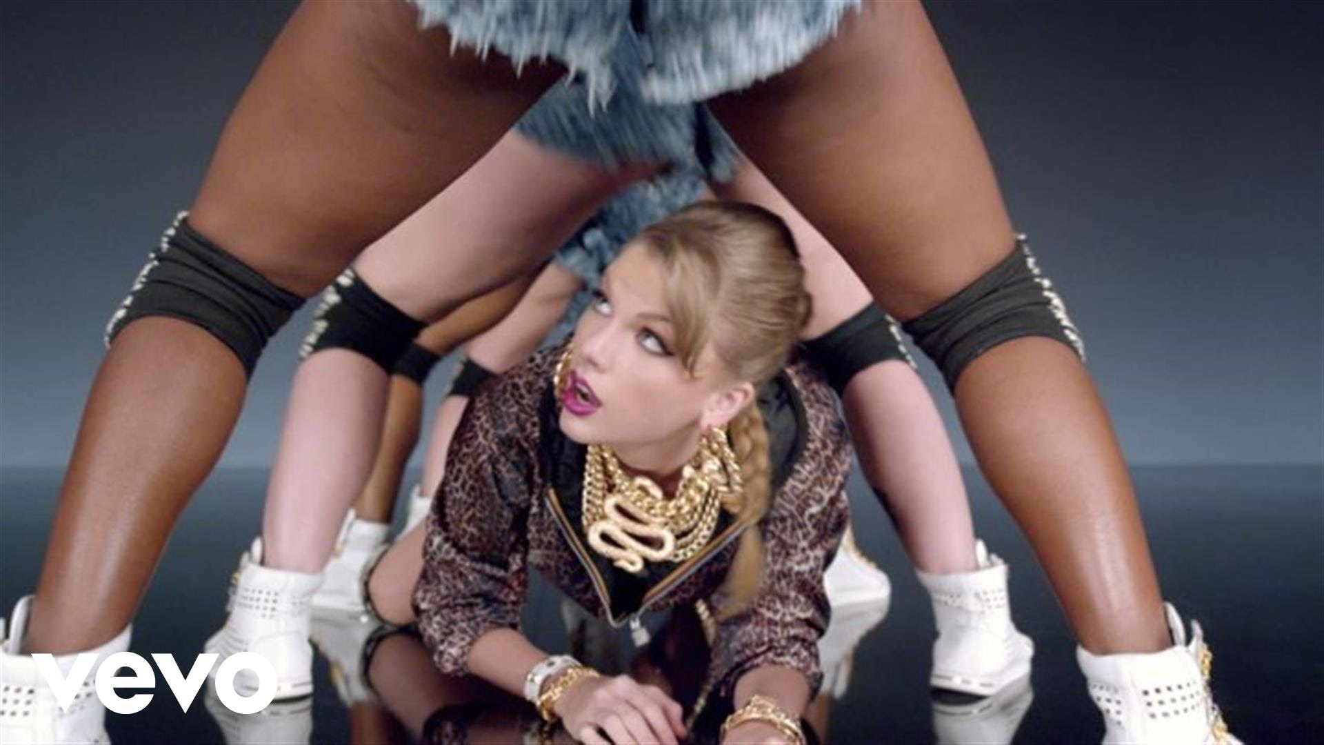 Taylor Swift — Shake It Off