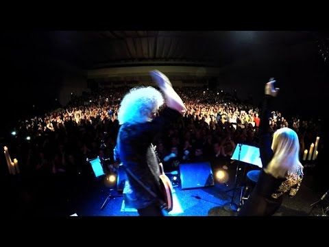 Brian May + Kerry Ellis — Roll With You (Official Video)