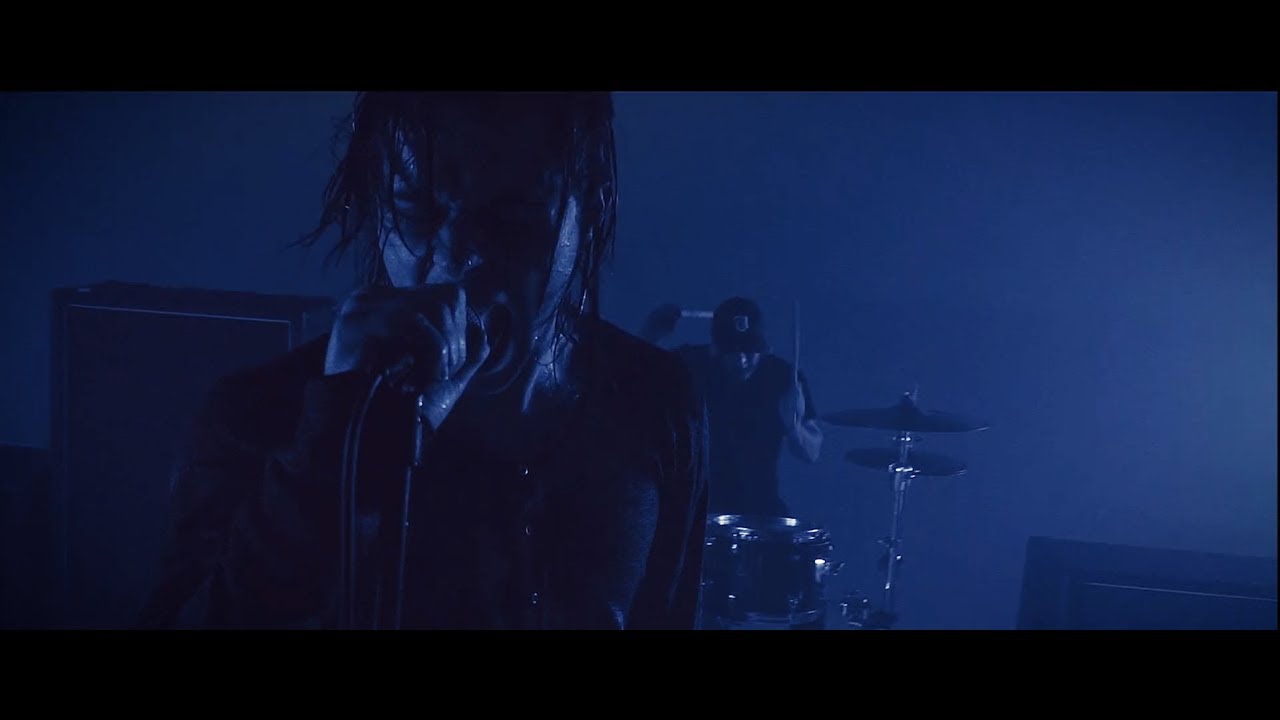 Thousand Below — Sinking Me (Official Music Video)